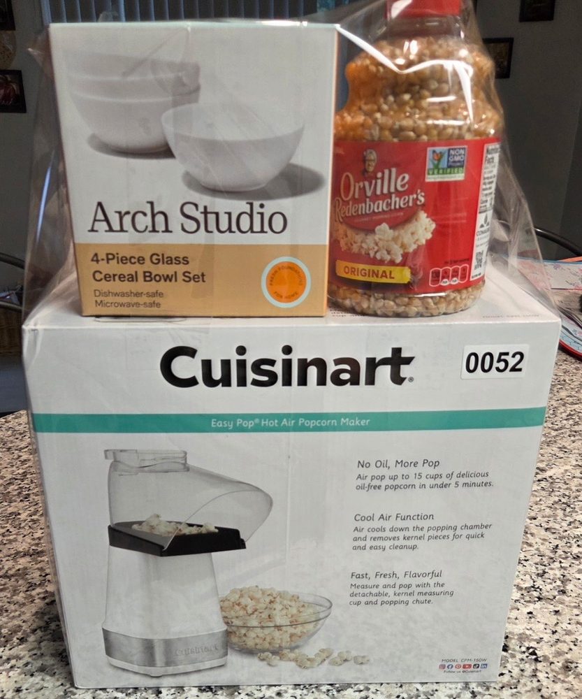 Cuisinart hot air popcorn maker with glass bowl set and popcorn kernels